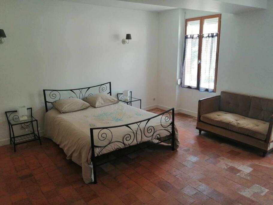 Grande Maison De Vacances Yvoy-le-Marron 외부 사진