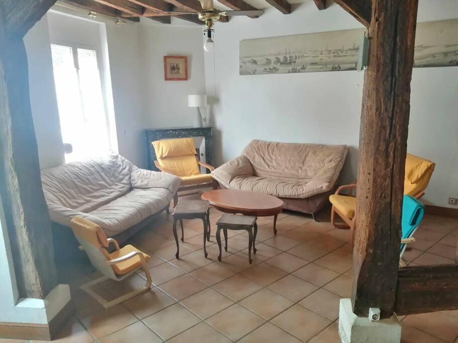 Grande Maison De Vacances Yvoy-le-Marron 외부 사진