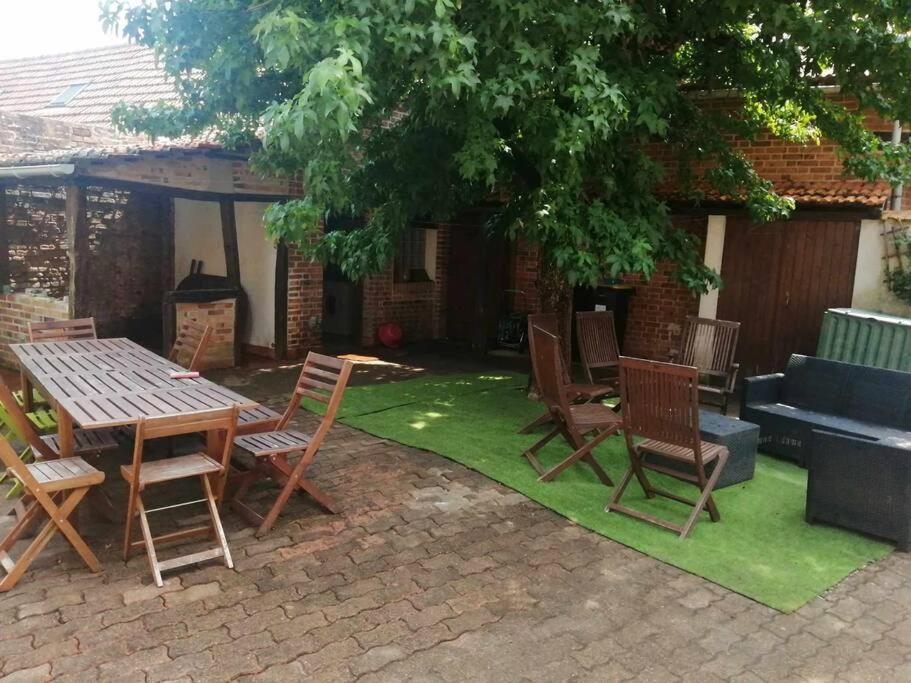 Grande Maison De Vacances Yvoy-le-Marron 외부 사진